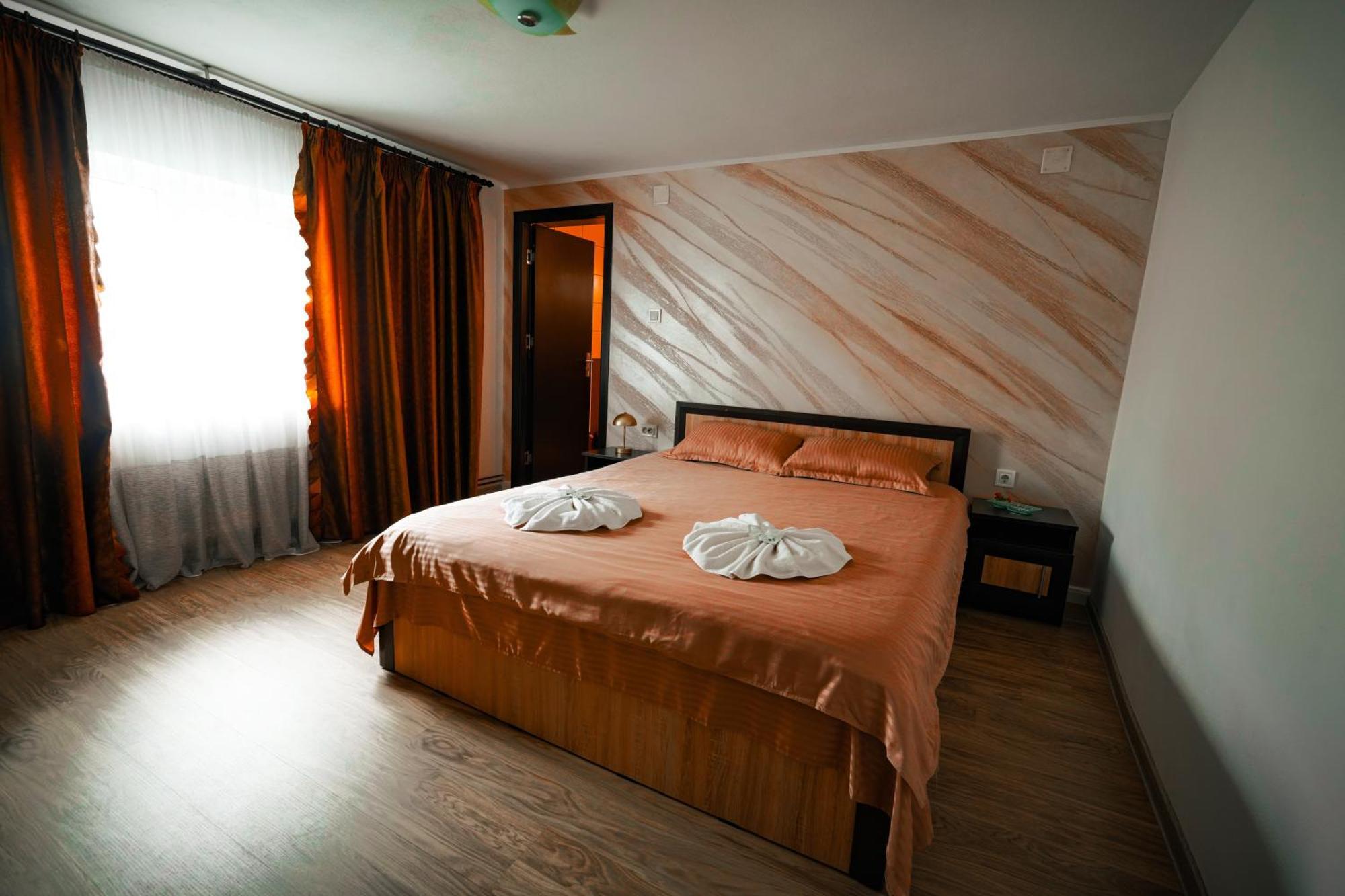 Casa Andra Hotel Baia de Fier Exterior photo